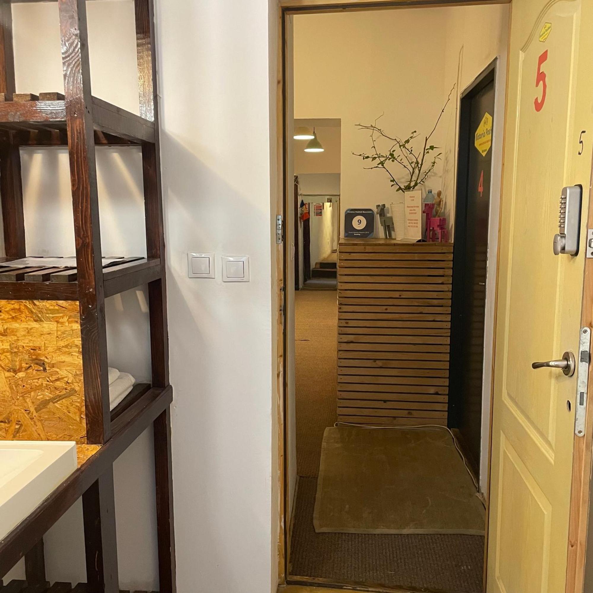 Victoria Poshtel Bucharest旅舍 外观 照片